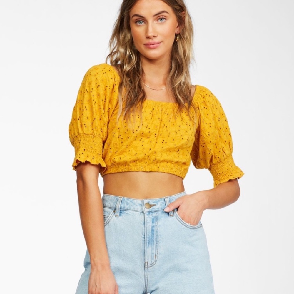 Billabong Summer Girl Yellow Eyelet Knit Cropped Puff Sleeve Blouse Top